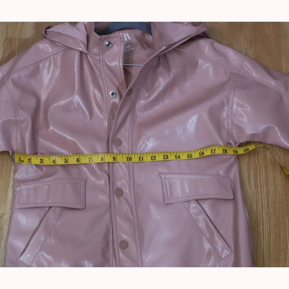 ZARA Girls Hooded Rubberized Pink Spring Raincoat Size 10 NWOT